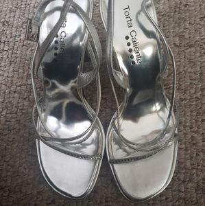 Womens Size 7 Silver Dress shoes